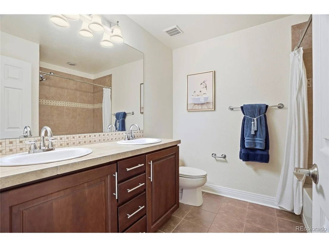Photo of 5168 Silver Feather Cir