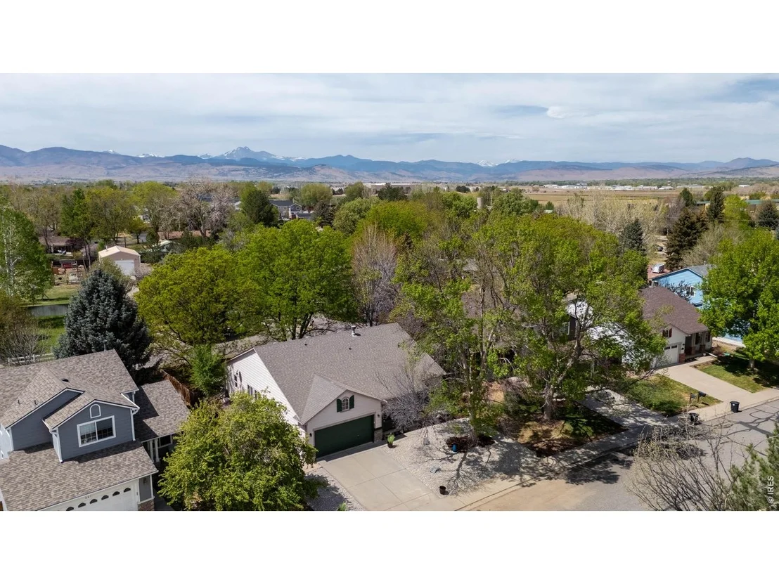 Photo of 657 Nelson Park Dr