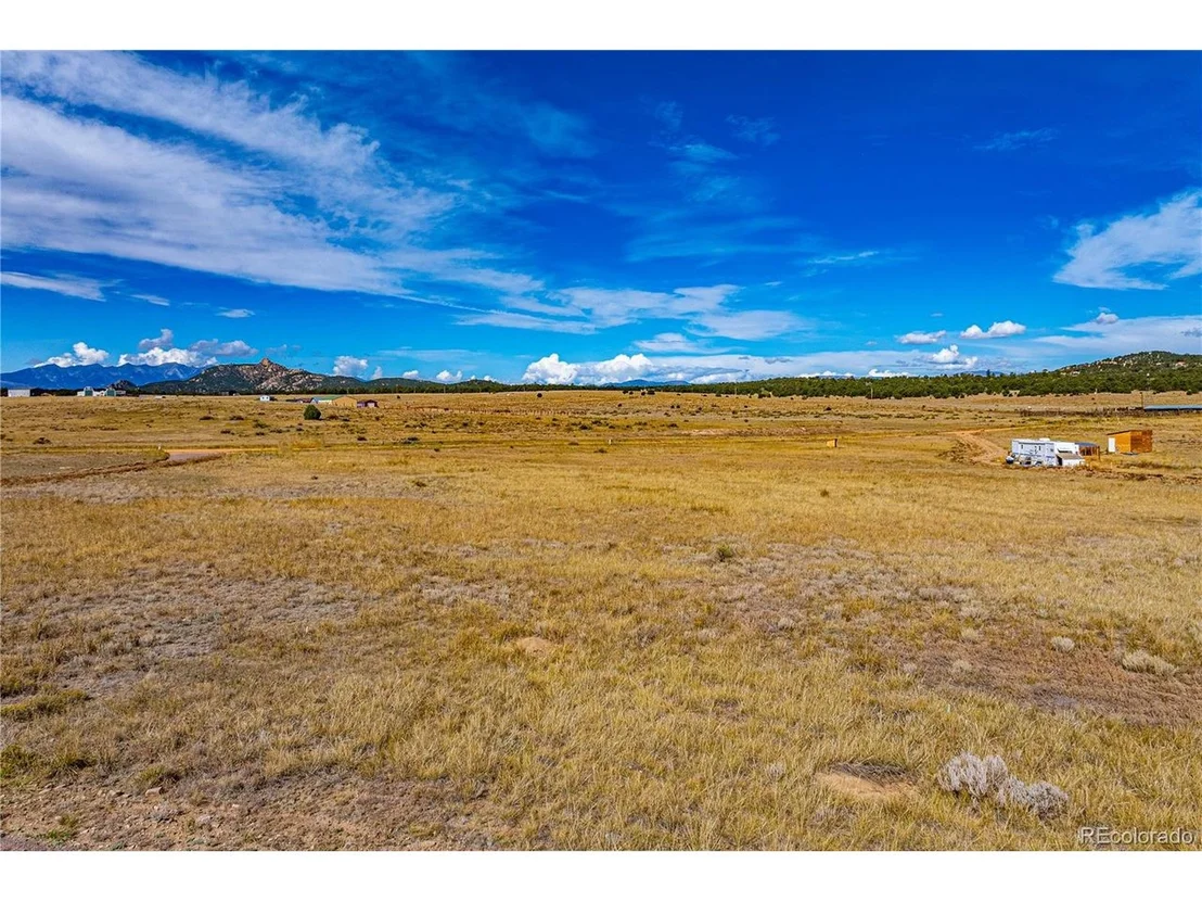 Photo of 464 Burroback Ct