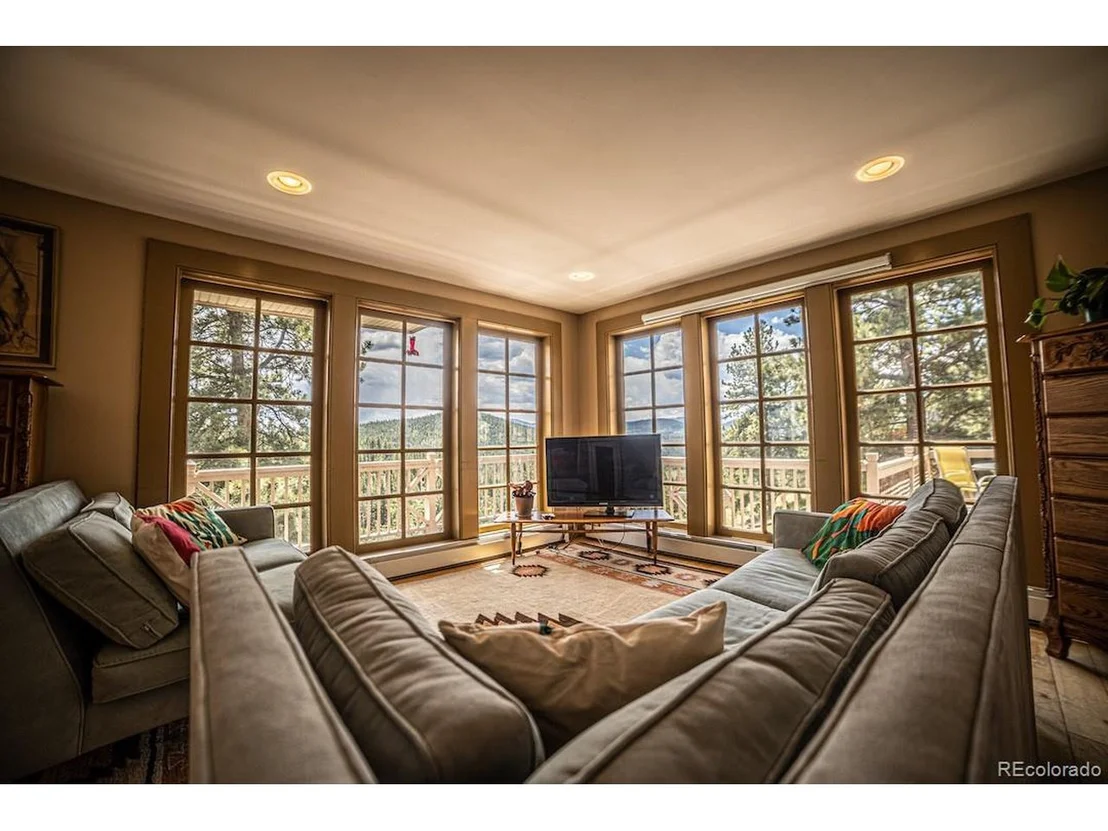 Photo of 160 Foxtail Cir