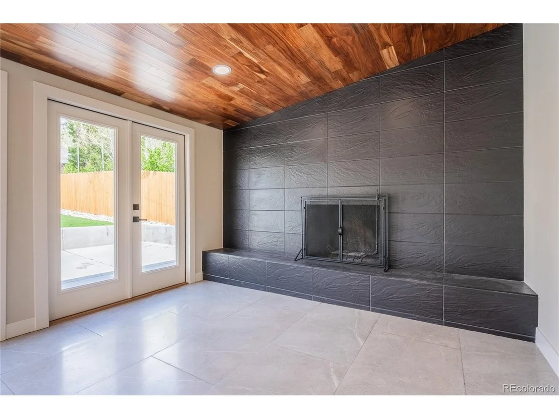 Photo of 6935 W 16th Ave