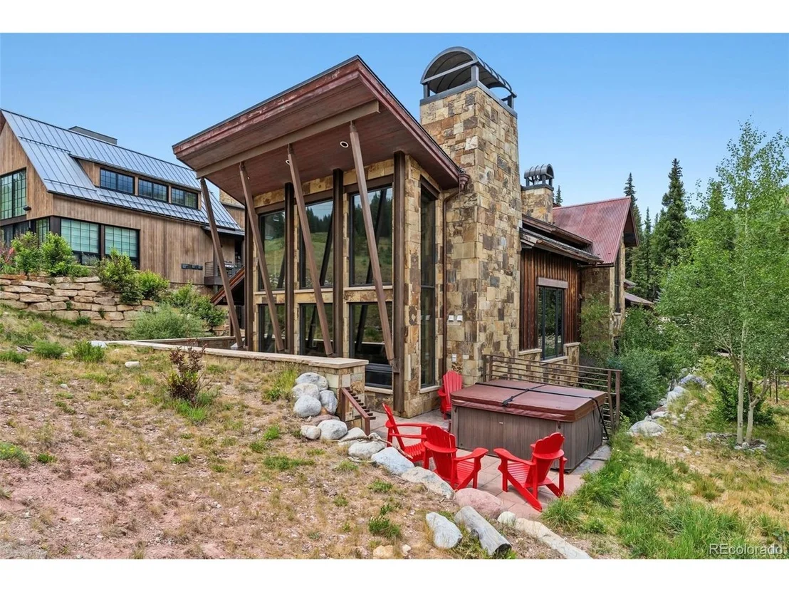 Photo of 560 Beeler Pl