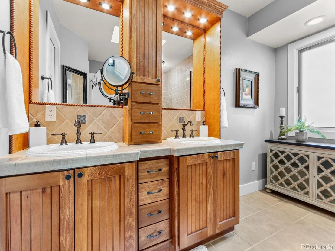 Photo of 6108 Pine Hollow Dr