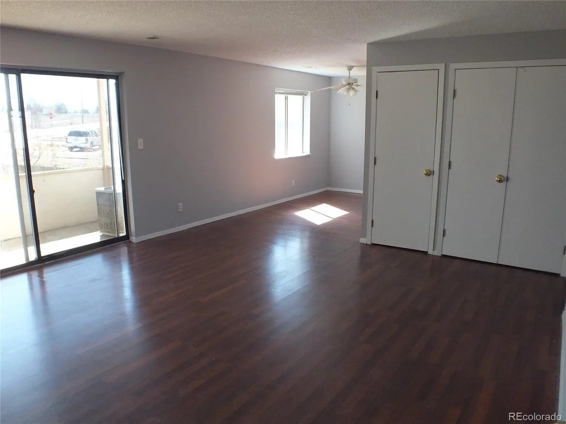 Photo of Unit 1008 at 2201 Sable Blvd