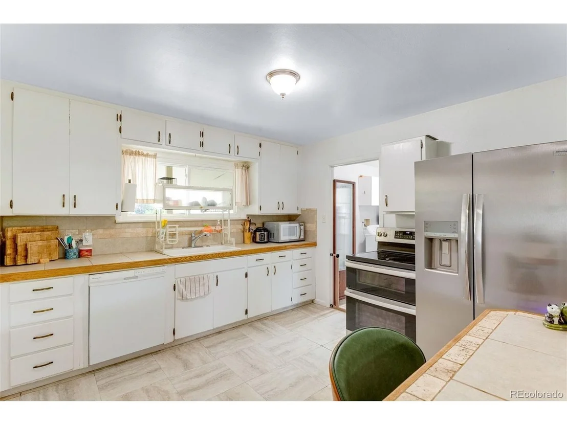 Photo of 110 25th Ave