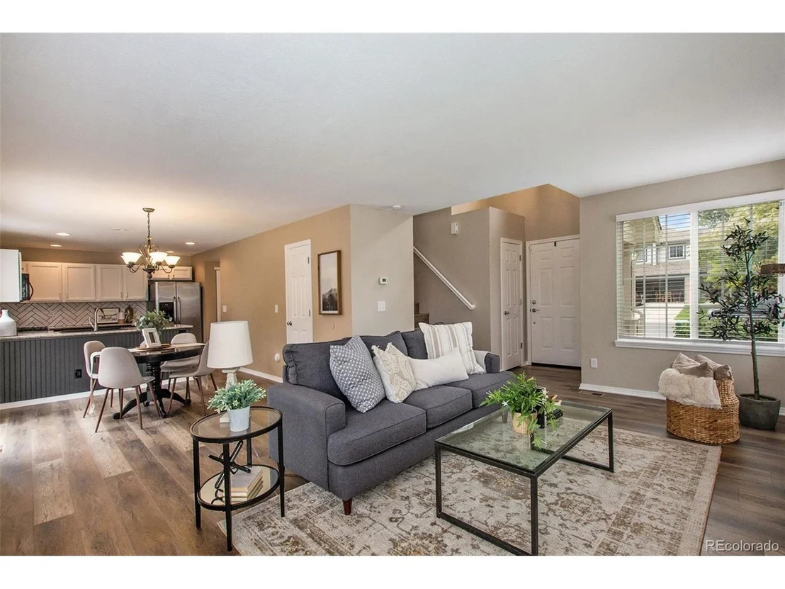 Photo of 1203 Dewey Dr