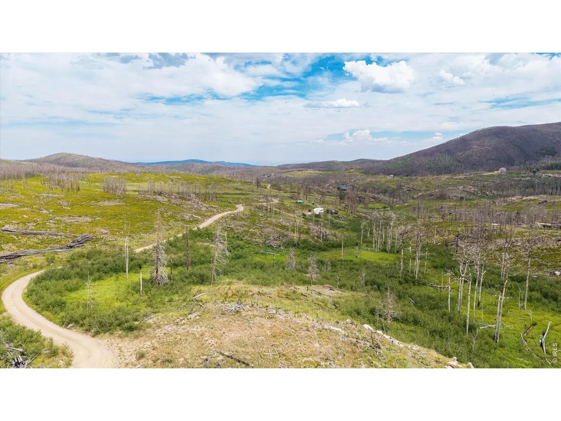Photo of 529 Quartz Rd