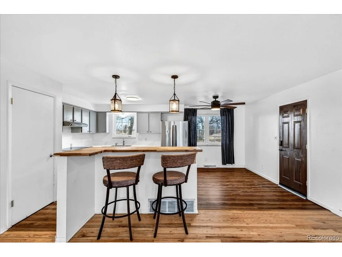Photo of 3161 Vantage Dr
