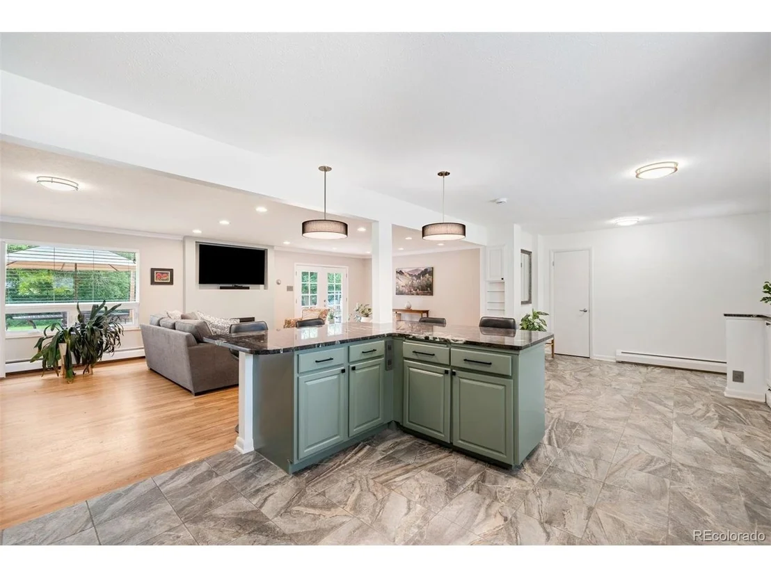 Photo of 5 Circle Dr