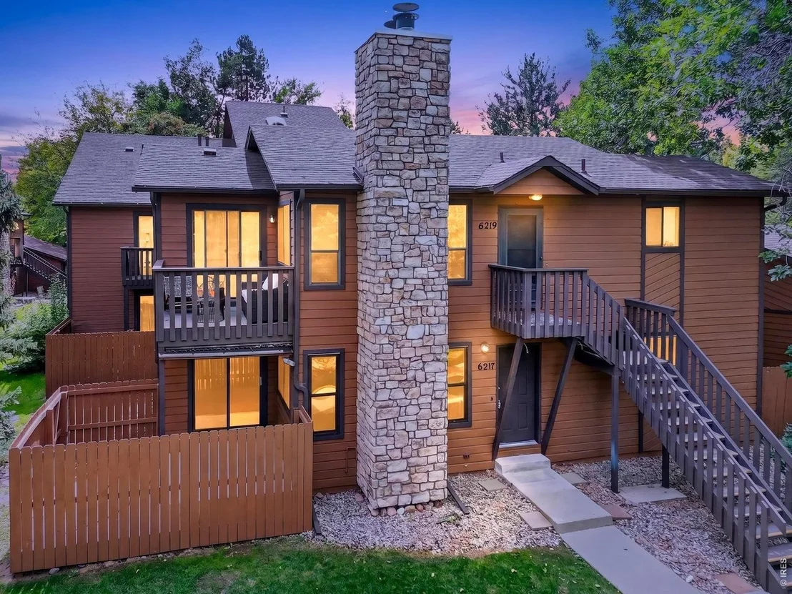 Photo of 6217 Willow Ln