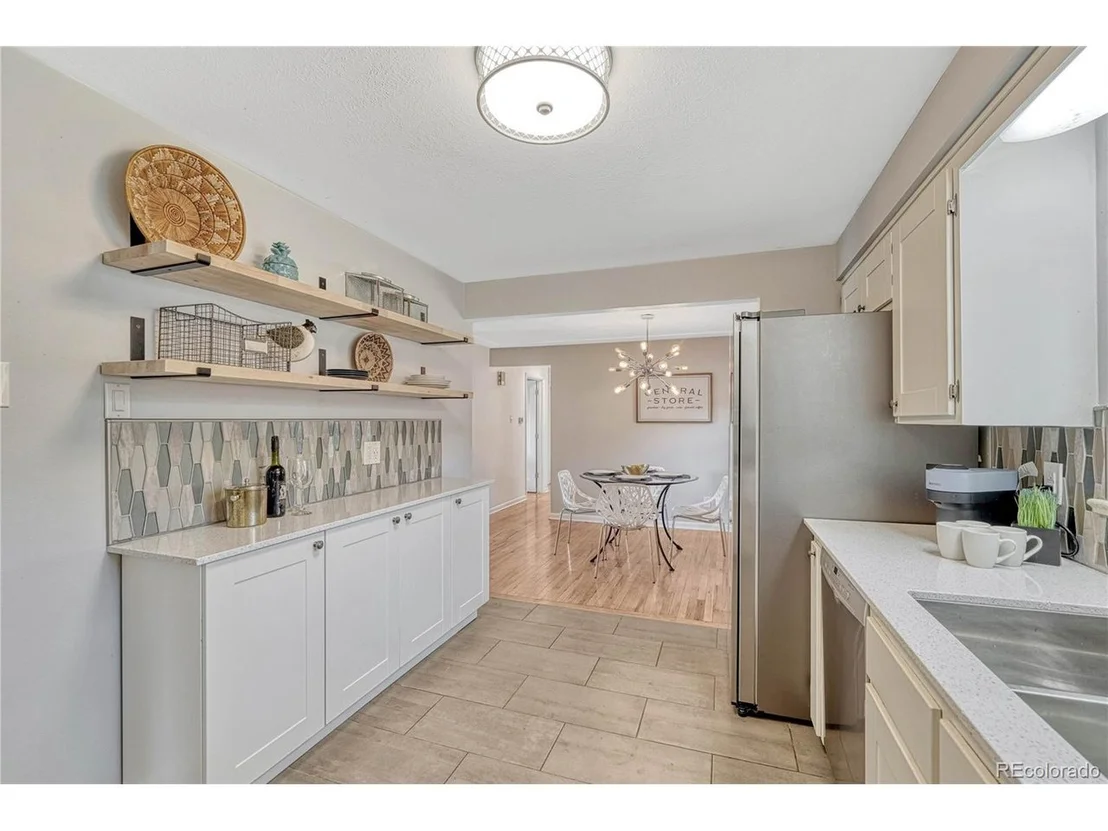 Photo of 8223 W 70th Pl
