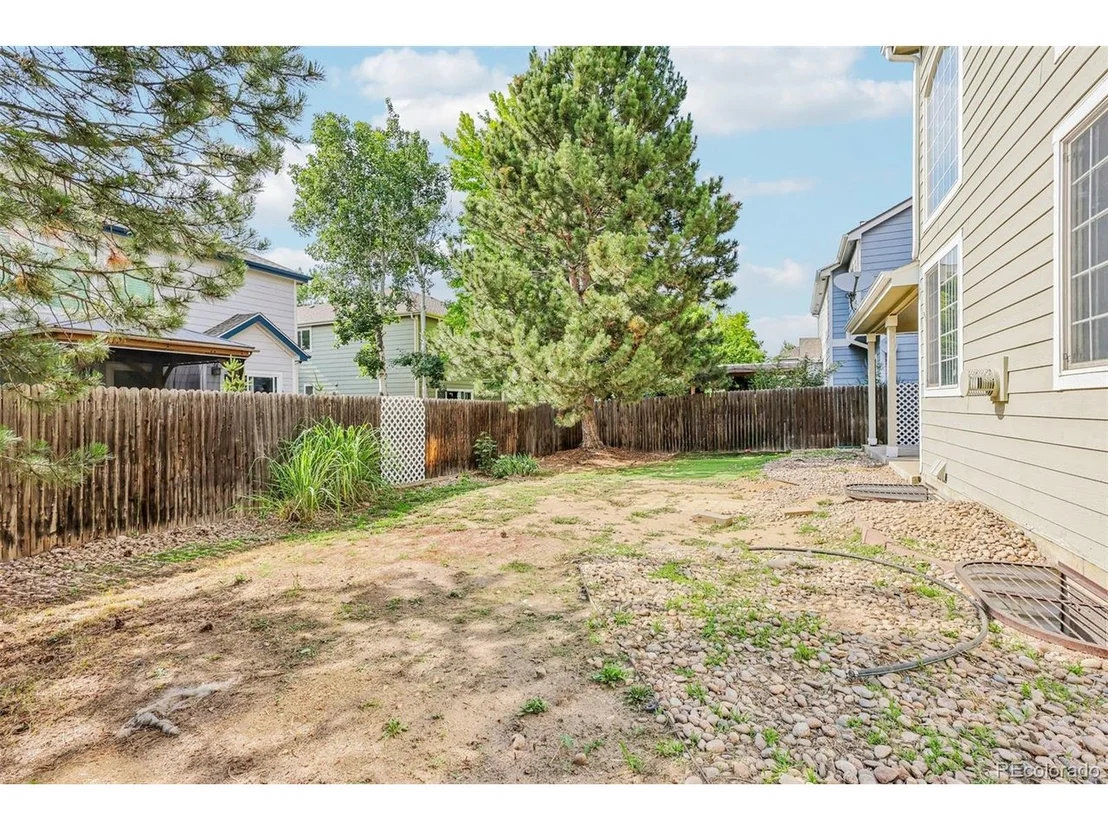 Photo of 5974 Sparrow Ave