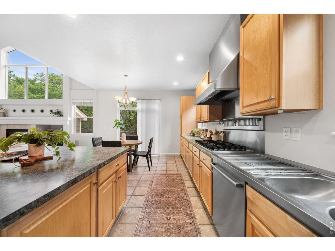 Photo of 3832 Observatory Dr