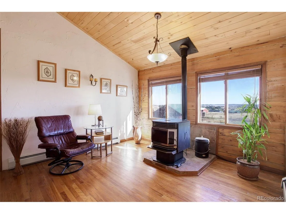 Photo of 36922 View Ridge Dr