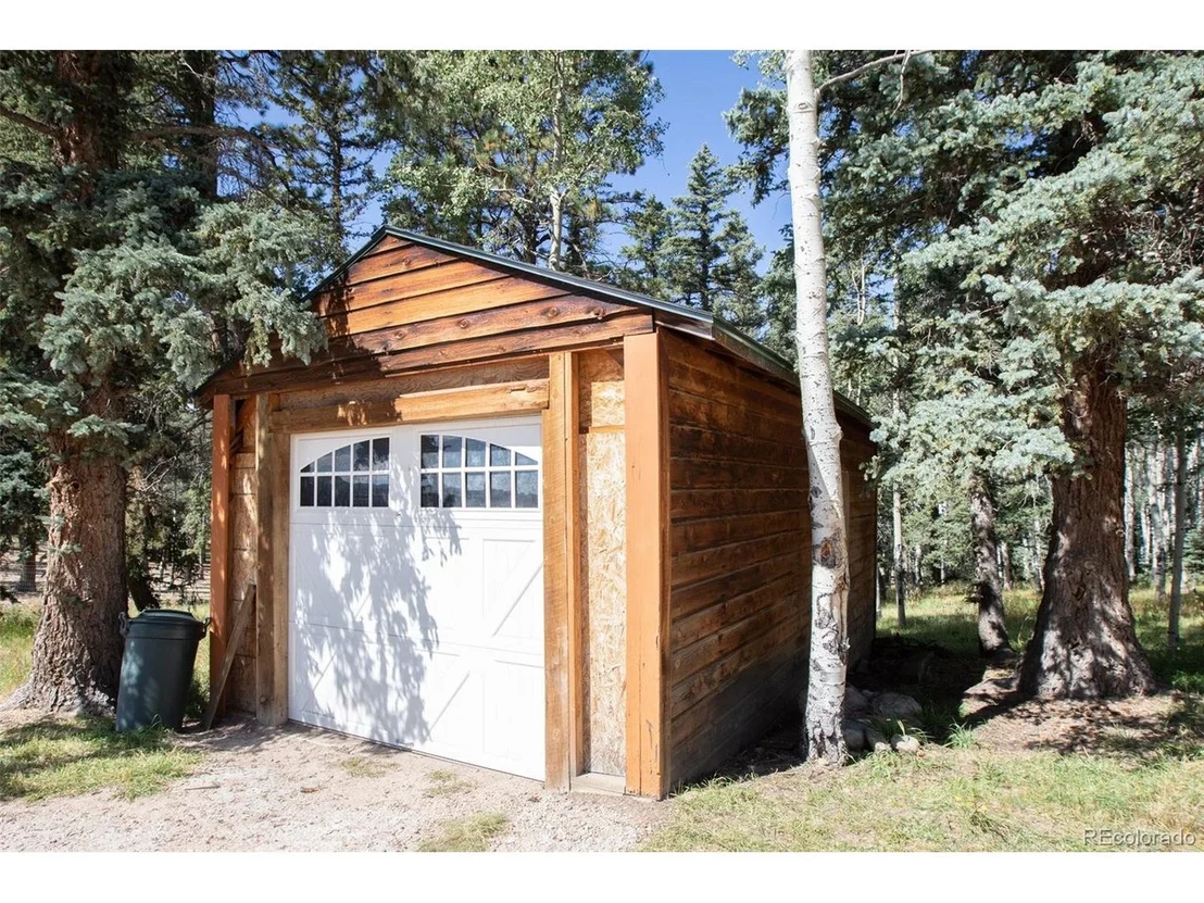 Photo of 635 Ridge Dr