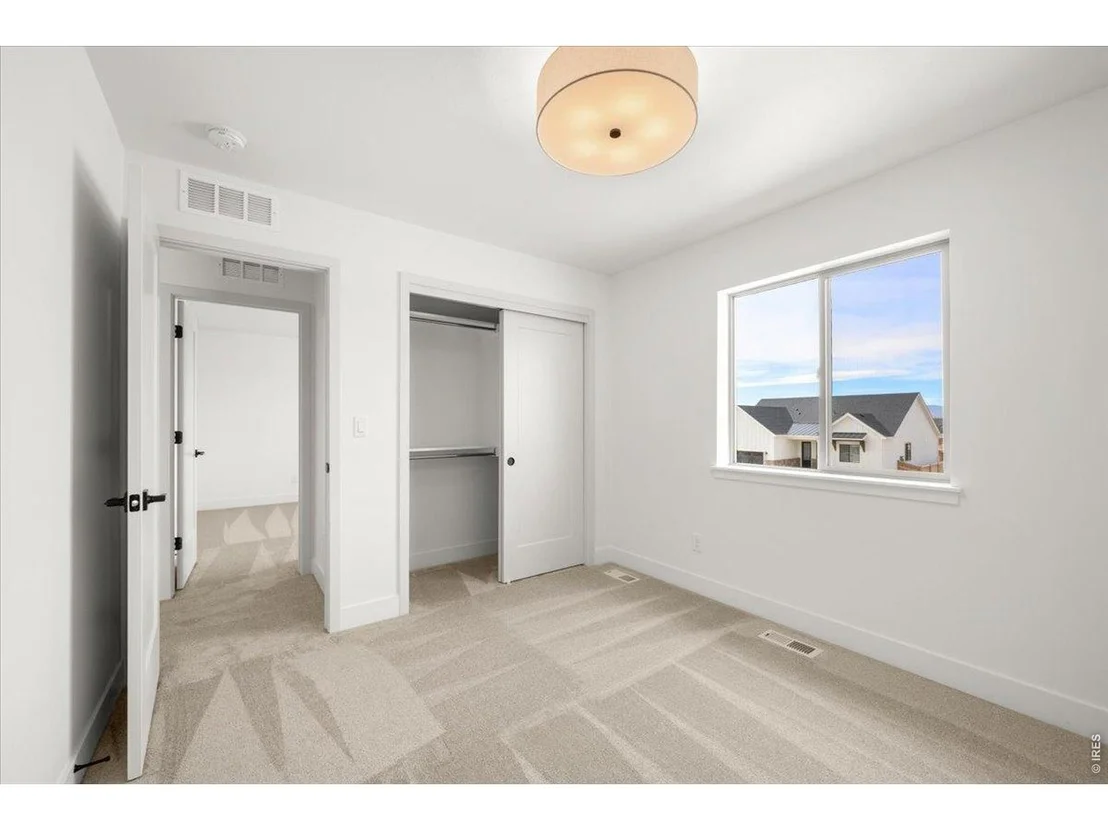 Photo of 28 Snowcap Dr