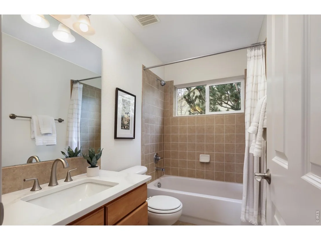 Photo of 103 Estes Ct