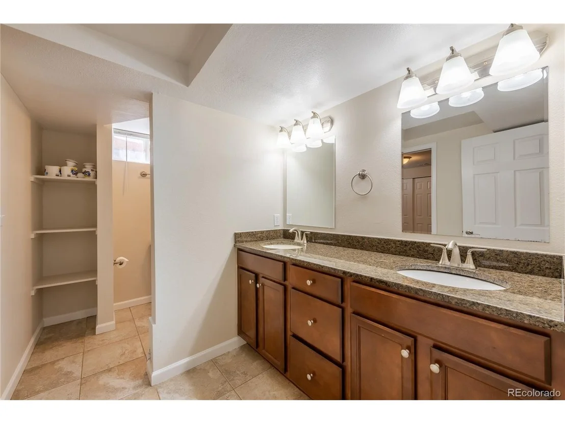 Photo of 805 Opal Way