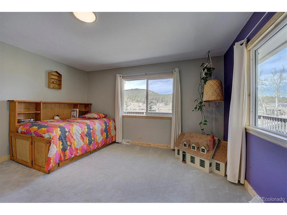 Photo of 28574 Columbine Dr