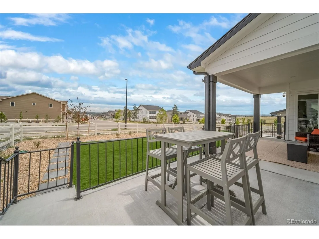 Photo of 5699 Amarosa Dr