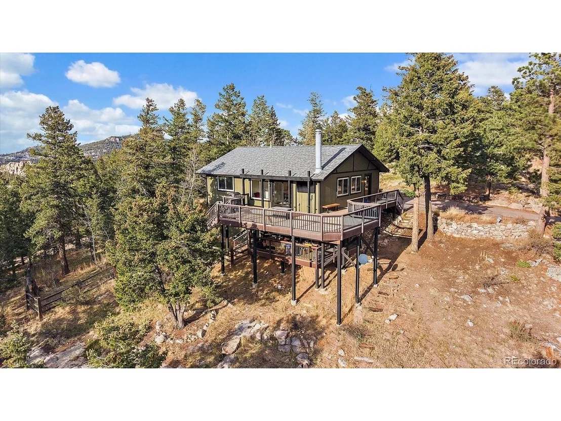 Photo of 26792 Hilltop Rd
