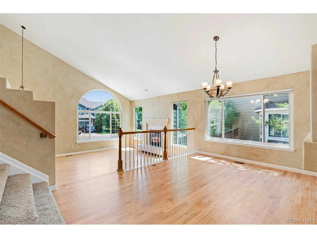 Photo of 6846 Edgewood Way