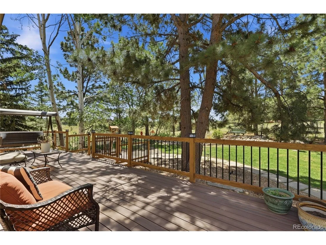 Photo of 607 Meadow Station Cir