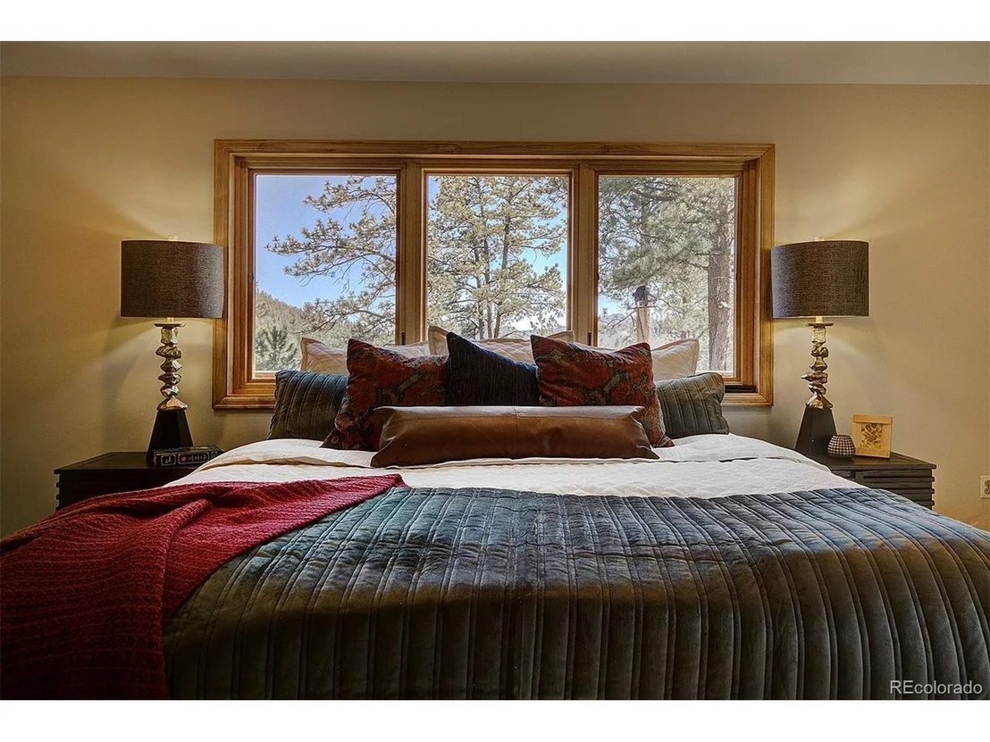 Photo of 15349 Ouray Rd