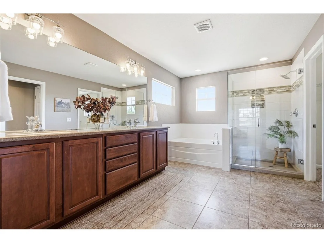 Photo of 3385 Traver Dr