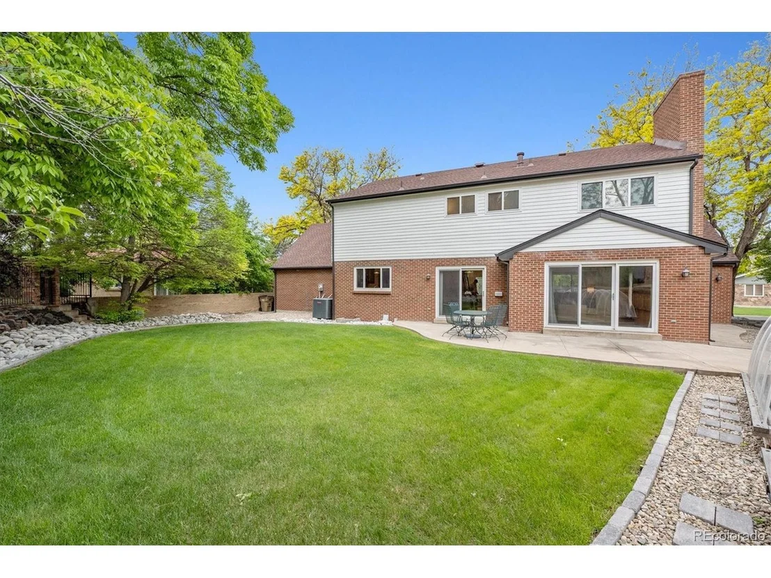 Photo of 1715 W 115th Cir
