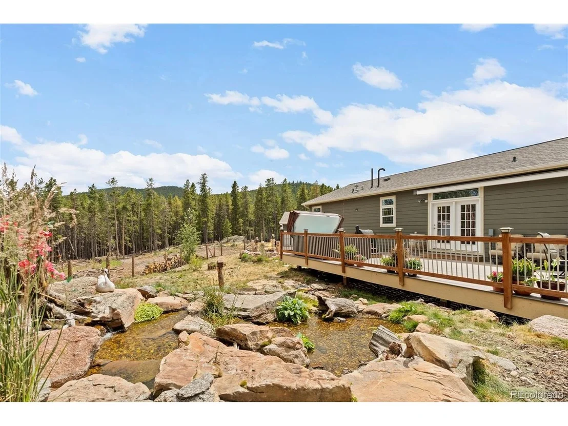Photo of 74 Valley View Ln