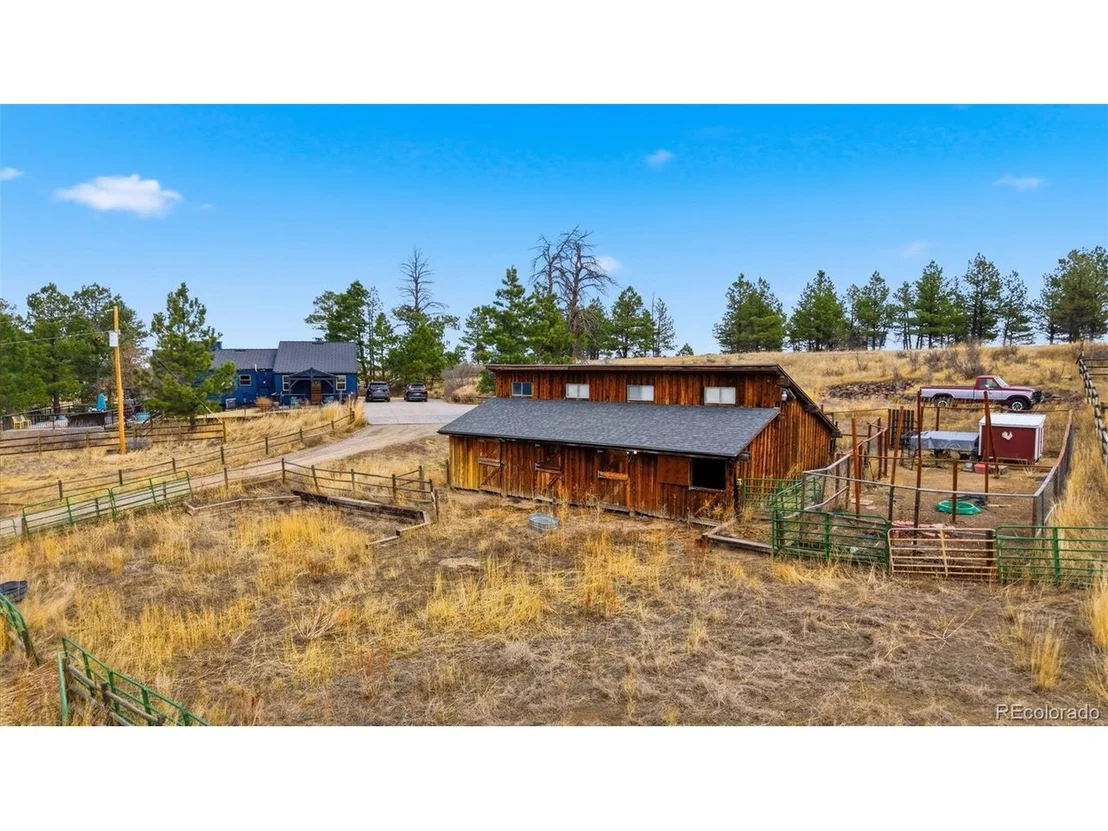 Photo of 6848 N Trailway Cir