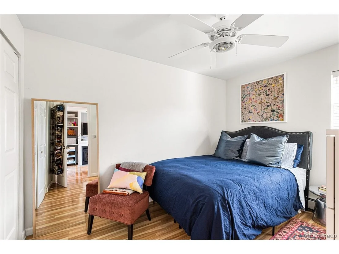 Photo of Unit 20 at 3025 Broadway St