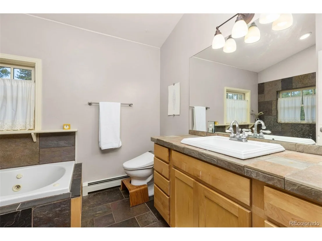 Photo of 25 Shoshoni Way