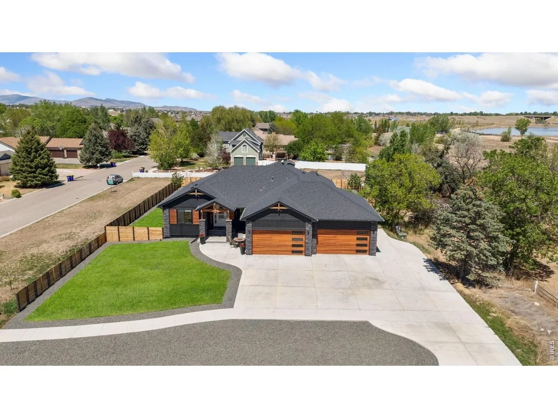 Photo of 740 W County Road 10 E