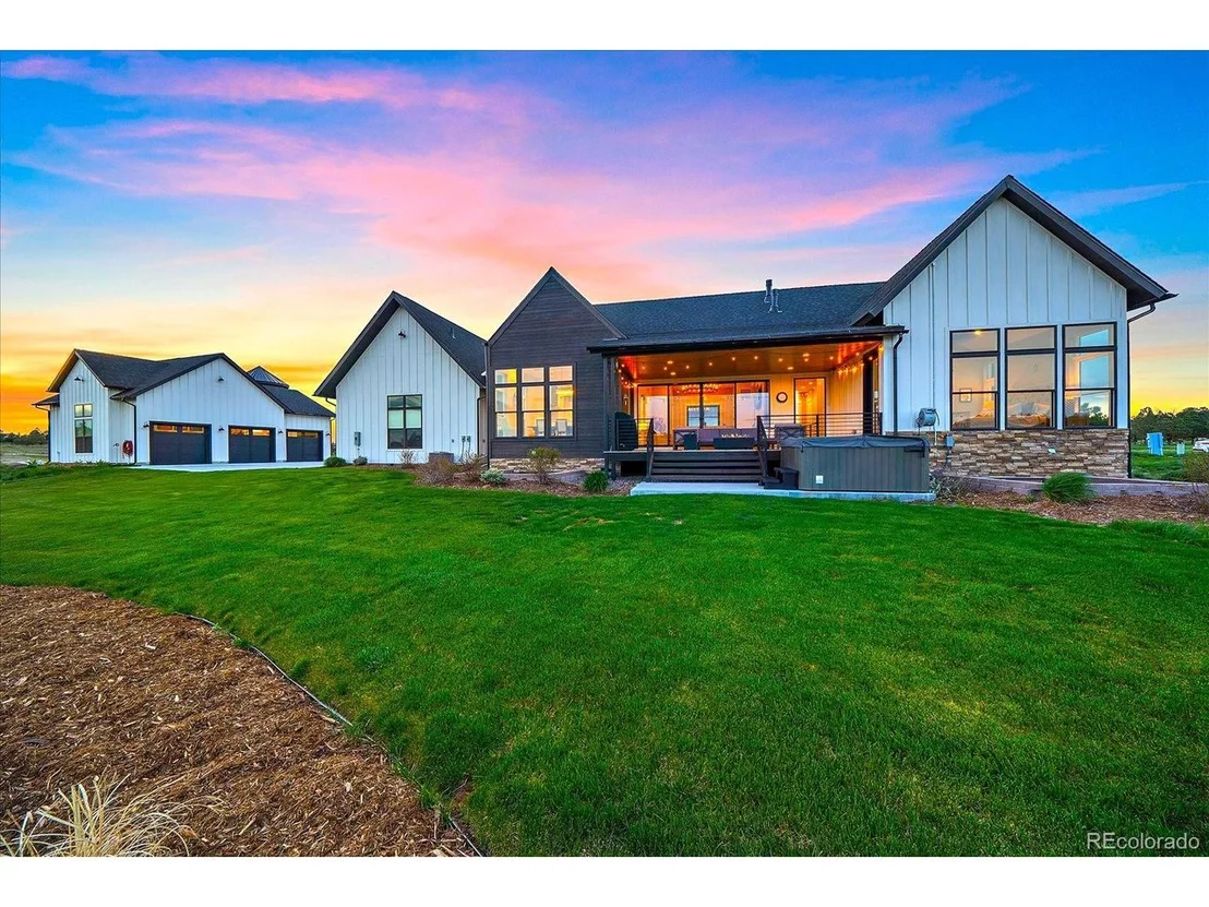 Photo of 2739 Fox View Trl