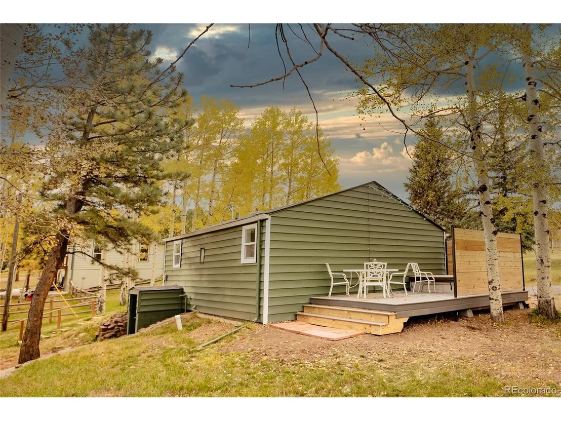 Photo of 220 Burland Dr