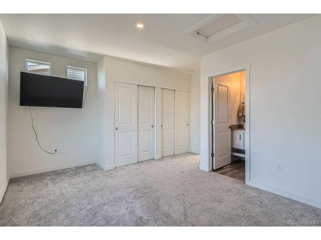 Photo of 5035 N Walden Way