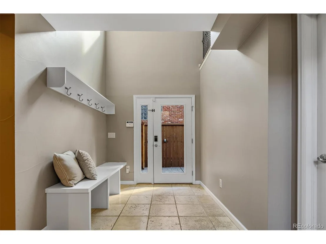 Photo of 545 Jackson St