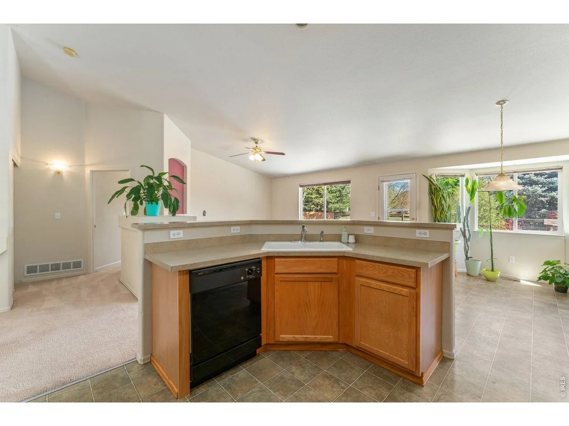 Photo of 2244 Santa Fe Dr