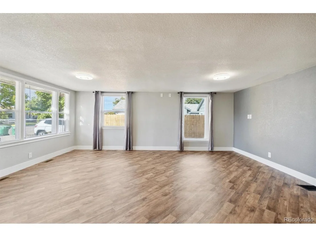 Photo of 1133 Walnut St