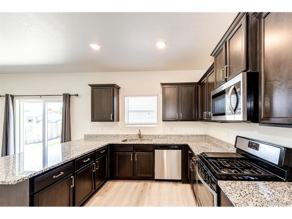 Photo of 323 Maple St