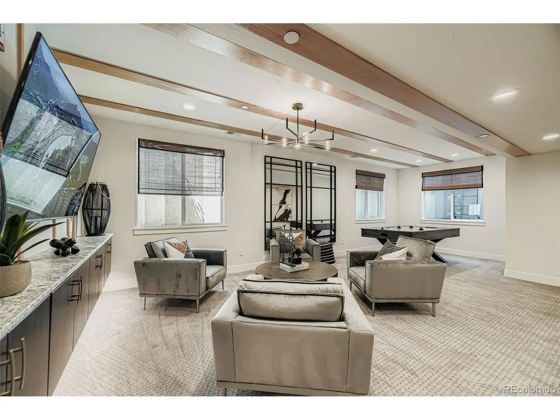 Photo of 720 Promenade Dr