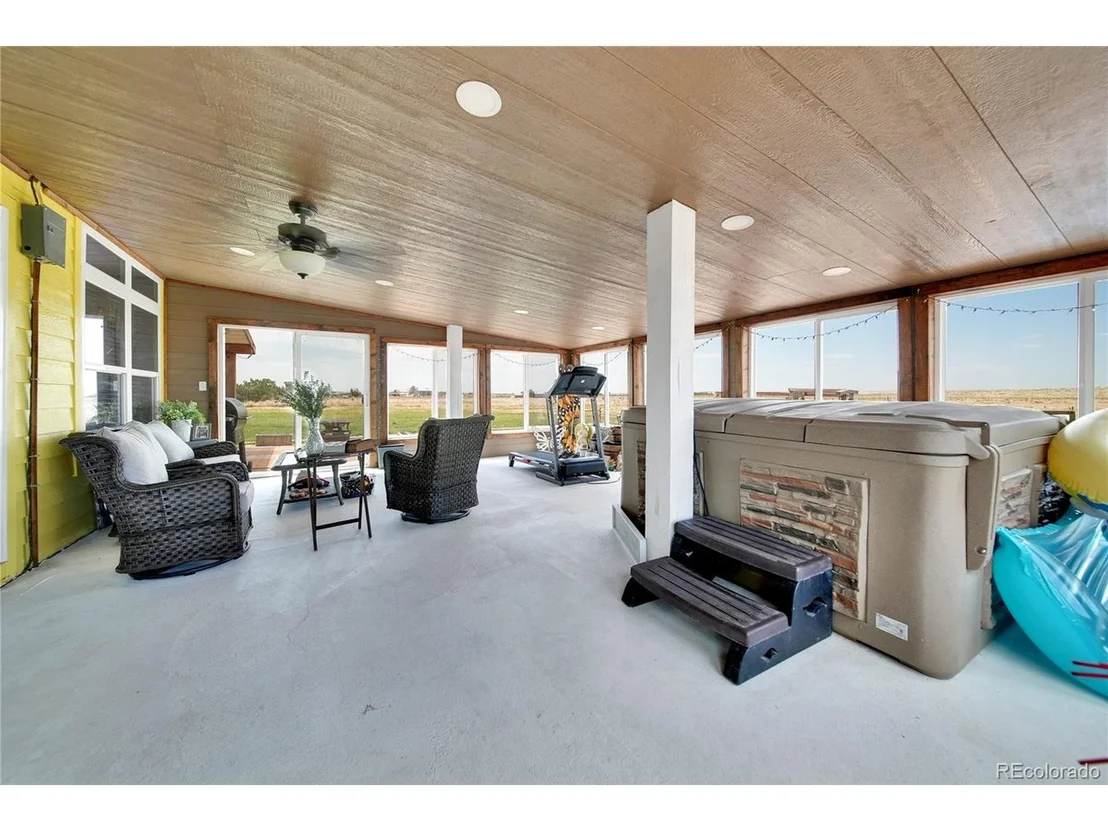 Photo of 8593 Highway 52