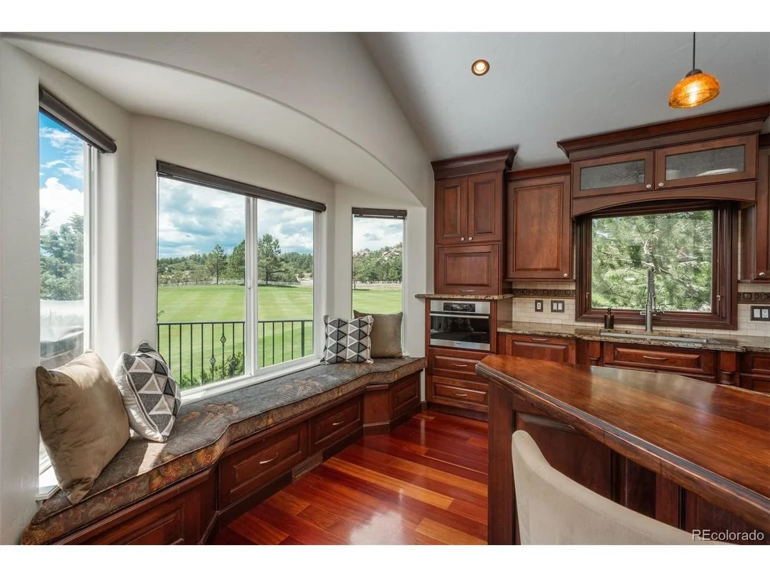 Photo of 1339 Castlepoint Cir