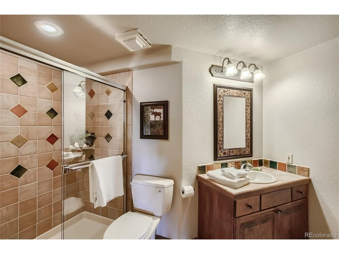 Photo of 7578 Crestview Dr
