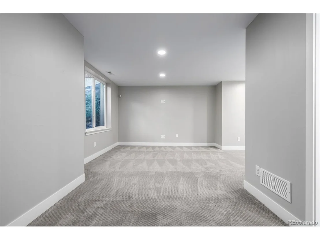 Photo of 1815 W 66th Ave