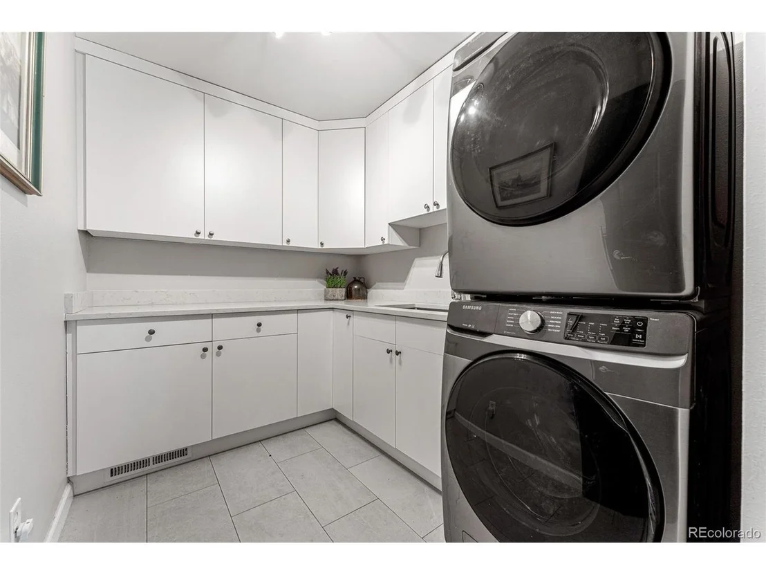 Photo of 5911 Crestbrook Dr