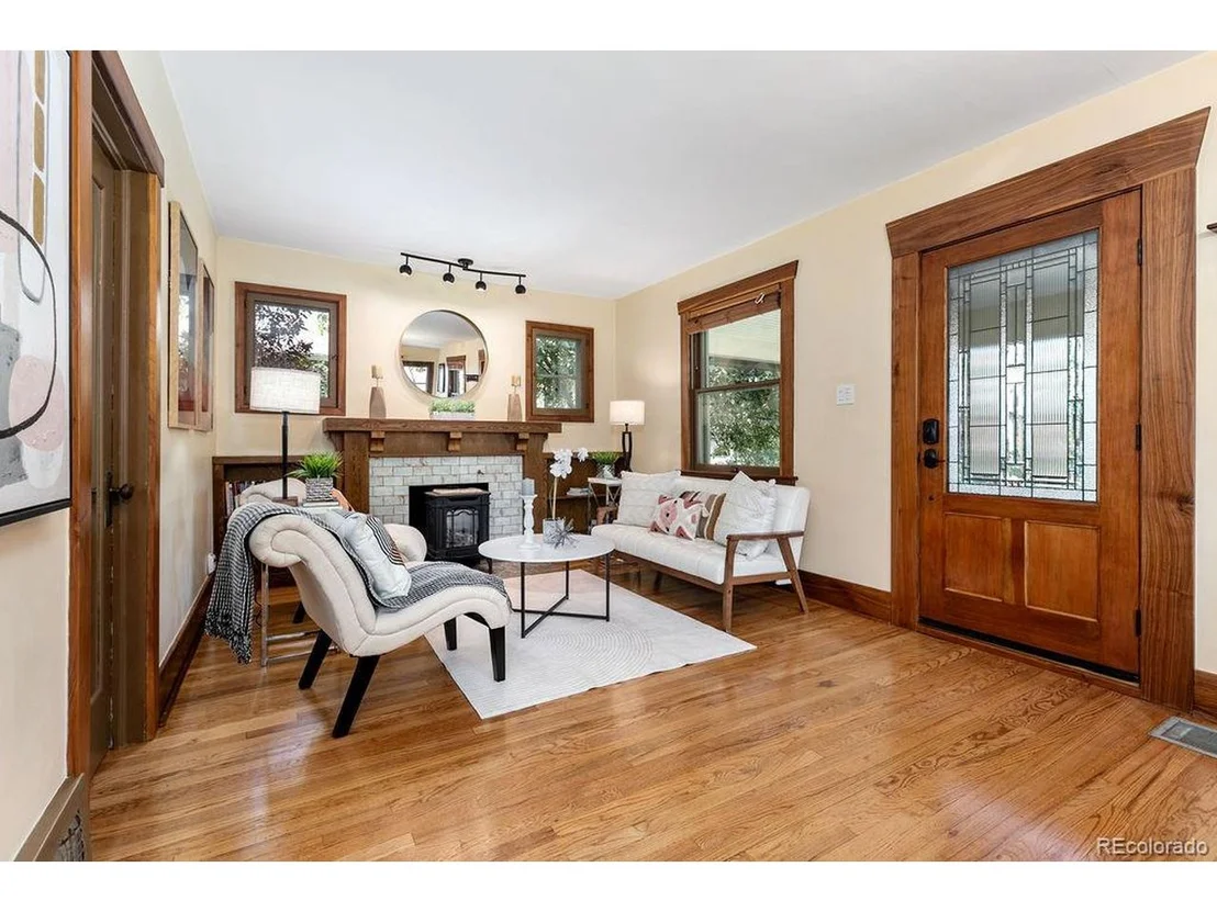 Photo of 3036 W 40th Ave