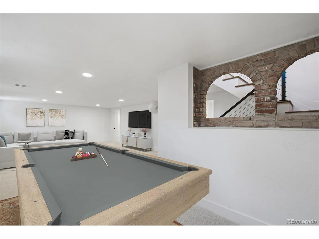 Photo of 4992 Bryant St